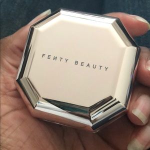 Fenty Mini Instant Retouch Setting Powder HONEY